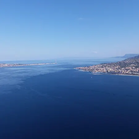 La Piccola Oasi Panzió Lazzaro