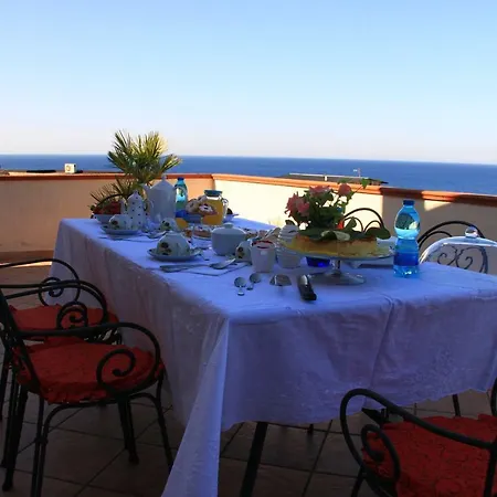 Frühstückspension La Piccola Oasi 4*